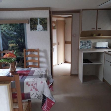 Mobile Home Le Clos De See Chérencé-le-Roussel Екстериор снимка