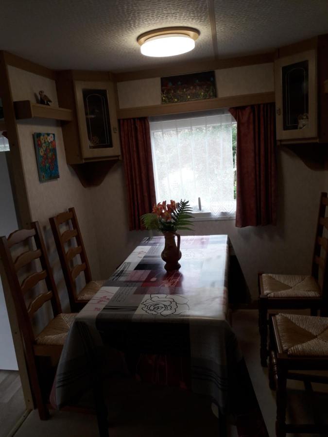 Mobile Home Le Clos De See Chérencé-le-Roussel Екстериор снимка