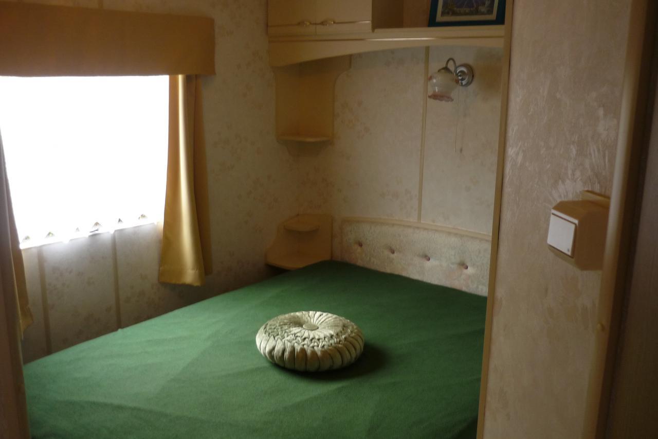 Mobile Home Le Clos De See Chérencé-le-Roussel Екстериор снимка
