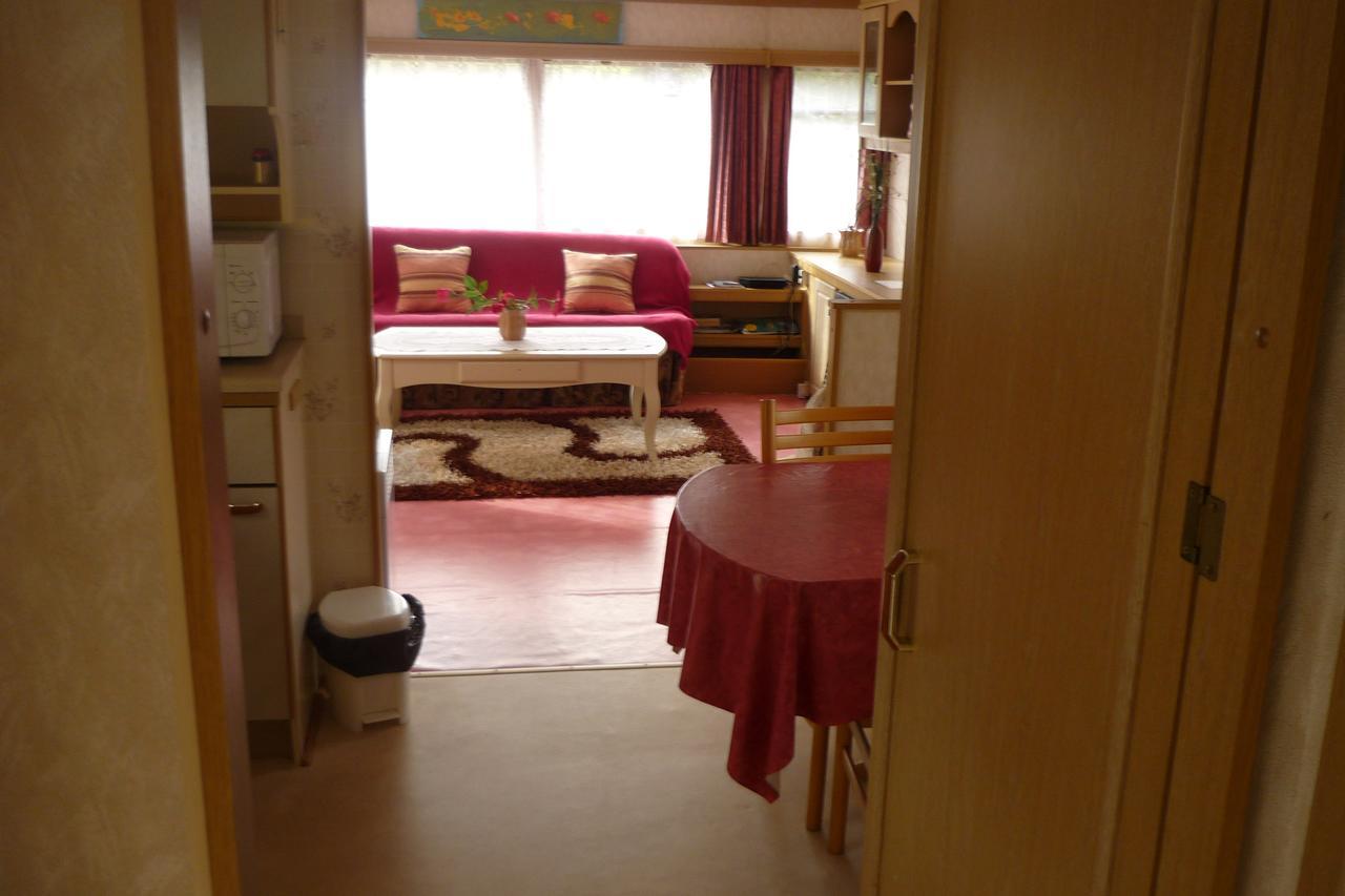 Mobile Home Le Clos De See Chérencé-le-Roussel Екстериор снимка