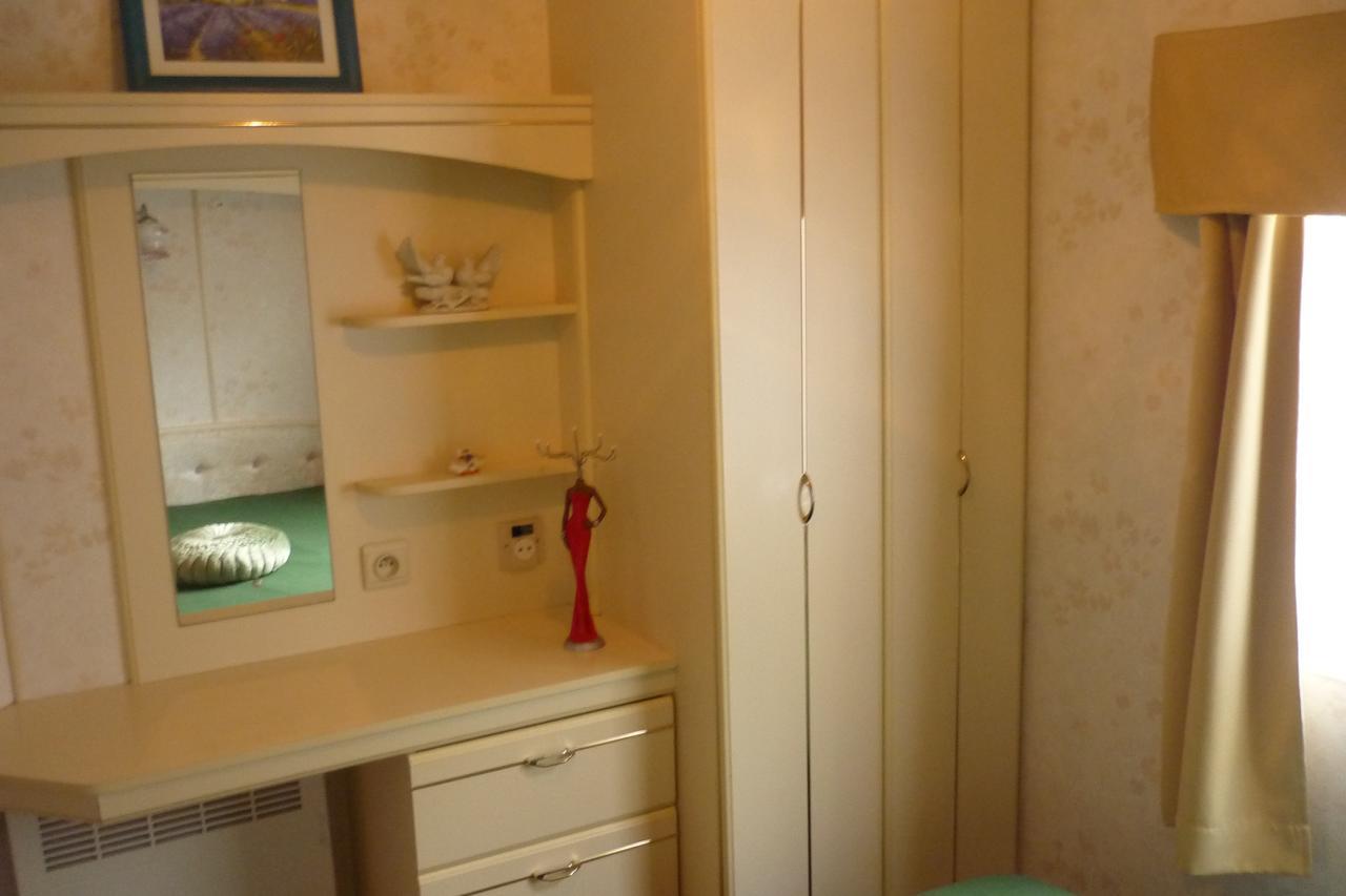 Mobile Home Le Clos De See Chérencé-le-Roussel Екстериор снимка